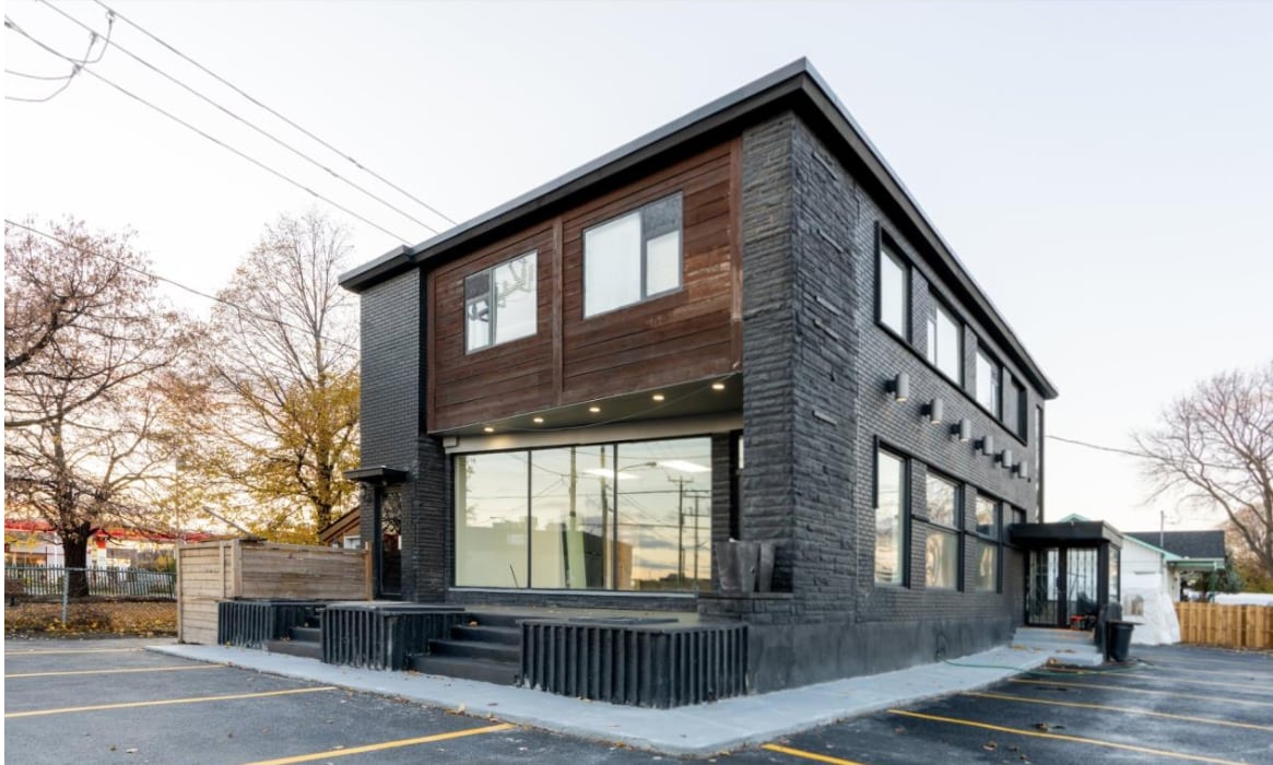 9 Boul SaintElzéar E, Laval, QC H7M 1B9 9 Boul SaintElzéar E, Laval, QC H7M 1B9