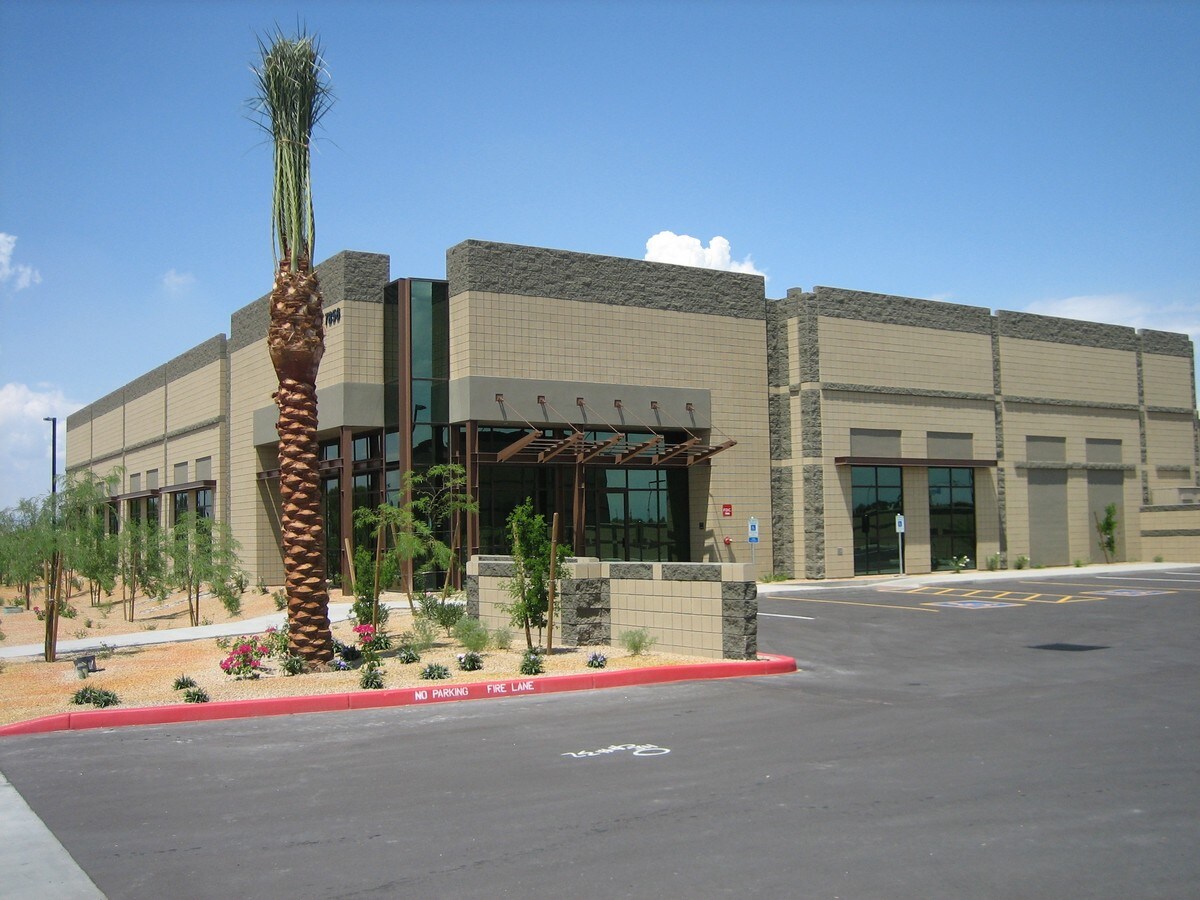 7856 N Glen Harbor Blvd, Glendale, AZ 85307