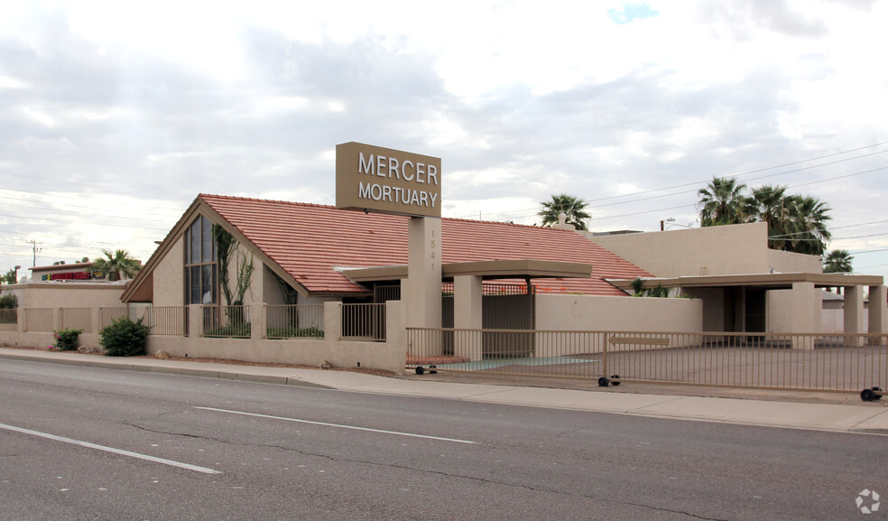 1541 E Thomas Rd, Phoenix, AZ for sale - Primary Photo - Image 1 of 1