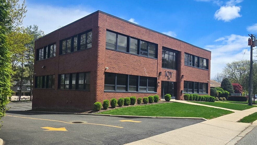 228 Rivervale Rd, River Vale, NJ for sale - Commercial Listing Video - Image 2 of 36