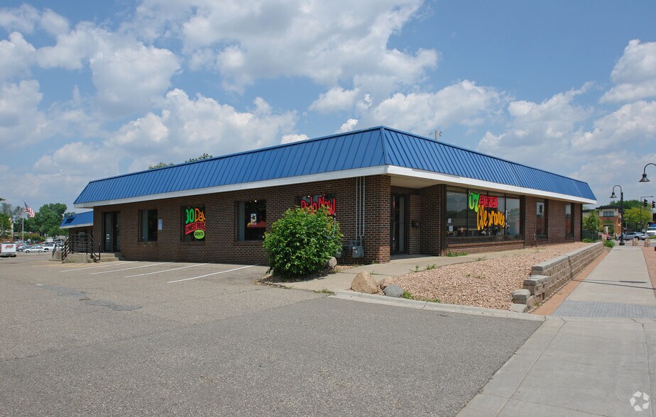 3916-3920 W Old Shakopee Rd, Bloomington, MN for sale - Primary Photo - Image 1 of 1