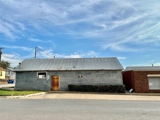 More details for 400 Echo st, Graham, TX - Retail for Sale