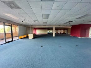 6707-6795 W Newberry Rd, Gainesville, FL for lease Interior Photo- Image 2 of 8