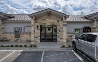 2200 N AW Grimes, Round Rock, TX for lease Building Photo- Image 1 of 19