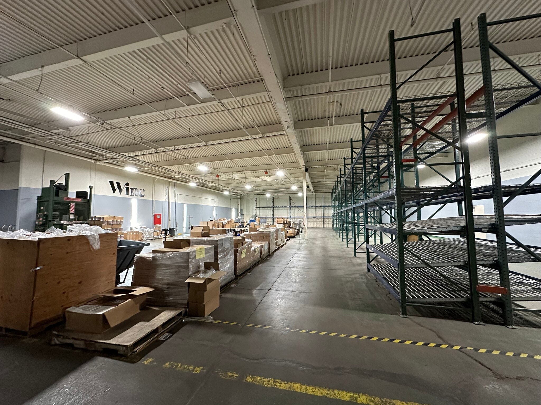 850-900 E Stowell Rd, Santa Maria, CA for lease Interior Photo- Image 1 of 2