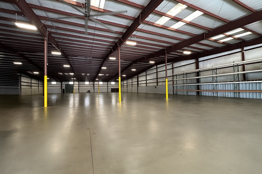 34294 Sunset Ln, Brookshire, TX for sale - Building Photo - Image 3 of 9