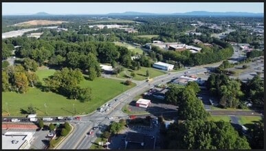 0 University Pky, Winston-Salem, NC - AERIAL map view