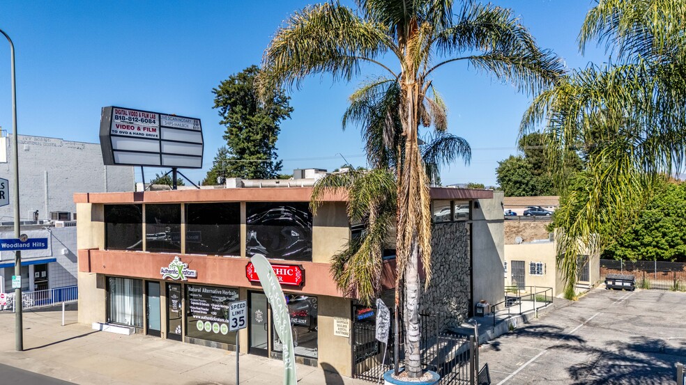 19709 Ventura Blvd, Woodland Hills, CA for sale - Building Photo - Image 3 of 29