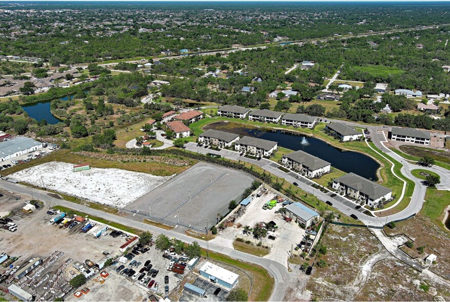 23426 Janice Ave, Port Charlotte, FL for lease - Building Photo - Image 1 of 18
