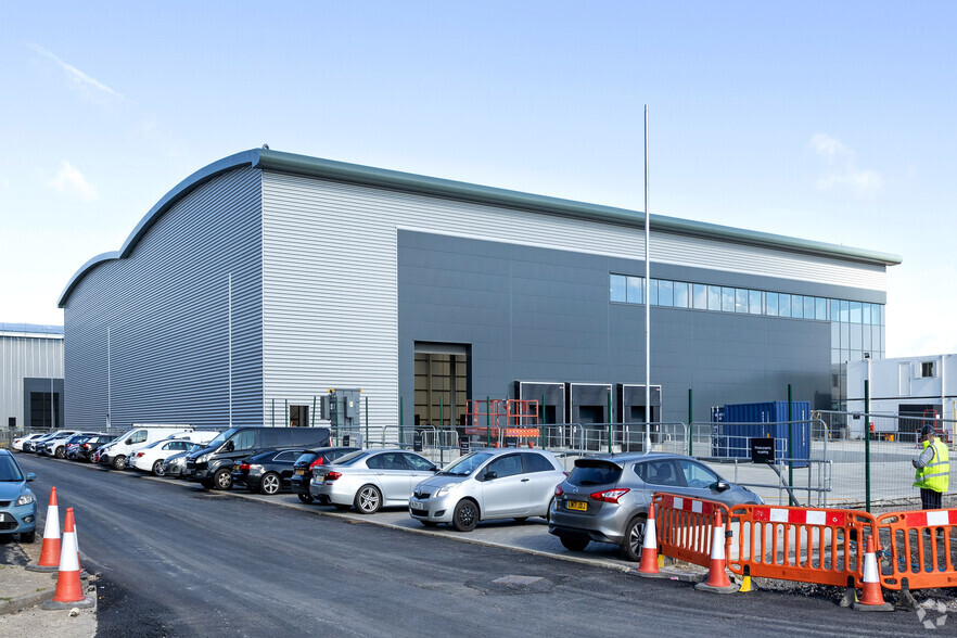 Beatty Rd, Waltham Cross for lease - Building Photo - Image 1 of 3