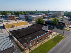 220 South St, Iola, KS - aerial  map view - Image1