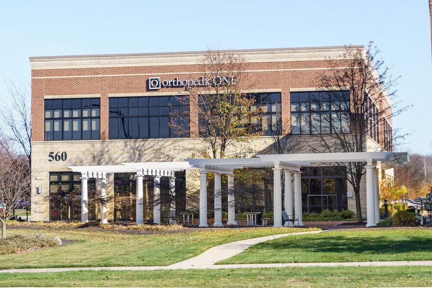 560 N Cleveland Ave, Westerville, OH for sale - Building Photo - Image 2 of 7