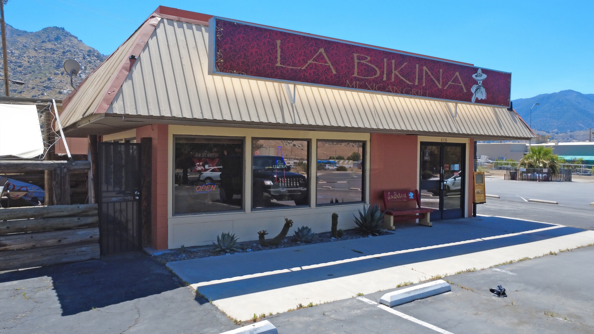 6106 Lake Isabella Blvd, Lake Isabella, CA for sale Primary Photo- Image 1 of 13