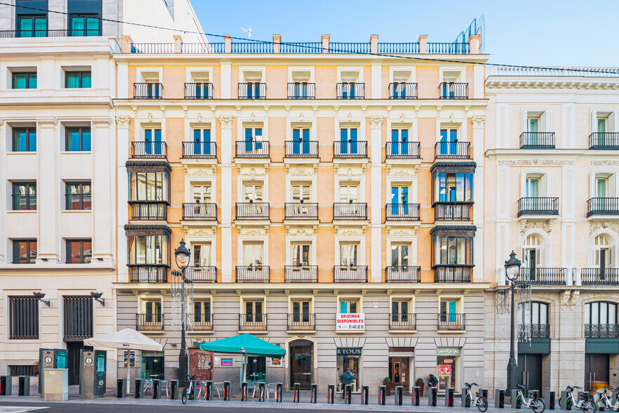 Calle De Alcalá, 4, Madrid, Madrid for lease - Primary Photo - Image 1 of 3