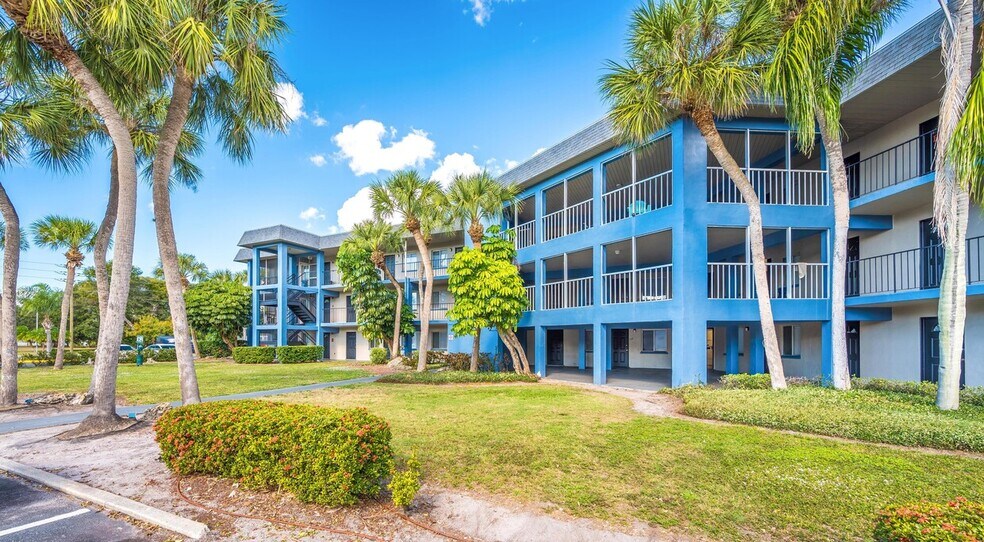 1000 N Lockwood Ridge Rd, Sarasota, FL 34237