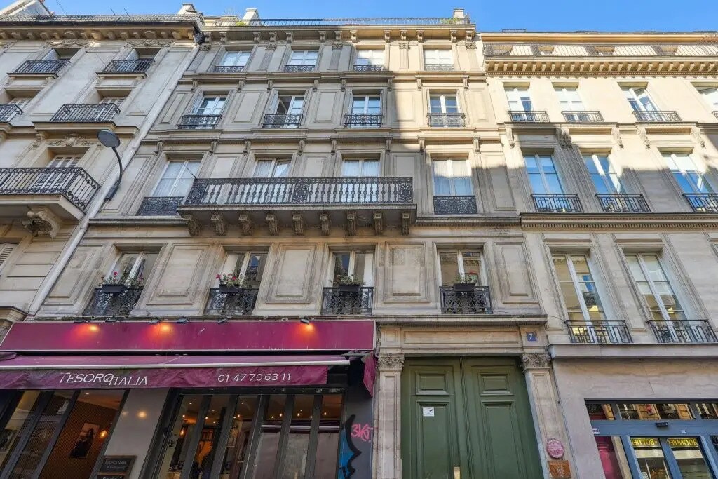 7 Rue Rougemont, Paris for lease Building Photo- Image 1 of 14