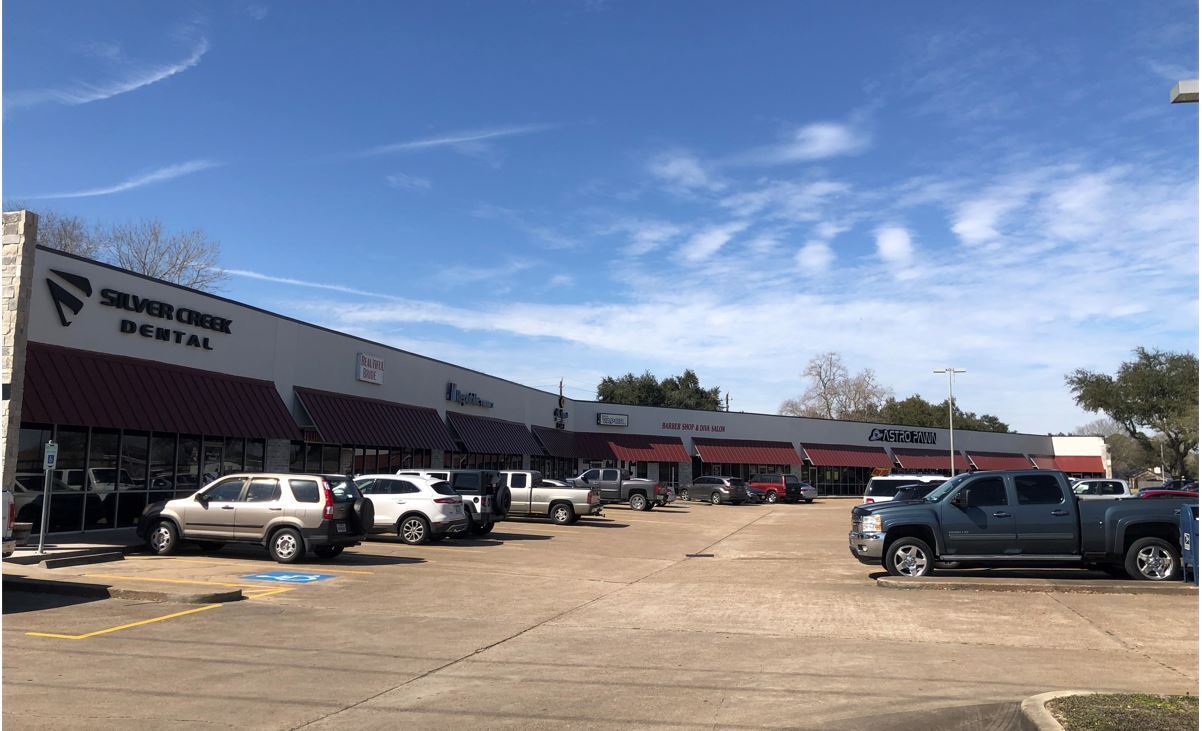 5517 W Broadway St, Pearland, TX for lease Building Photo- Image 1 of 3