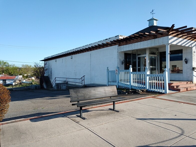 525 Main St, Altavista, VA for sale - Building Photo - Image 2 of 38