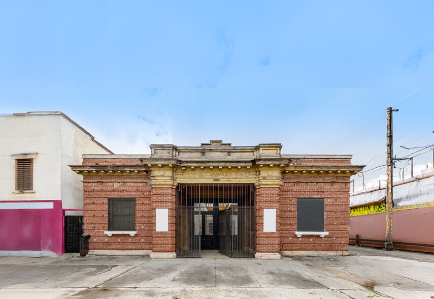 244 W Florence Ave, Los Angeles, CA for sale - Building Photo - Image 1 of 31