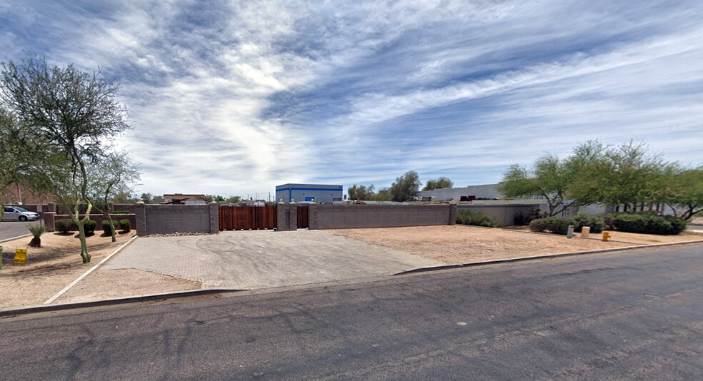 8643 N 78th Ave, Peoria, AZ for lease - Building Photo - Image 2 of 3