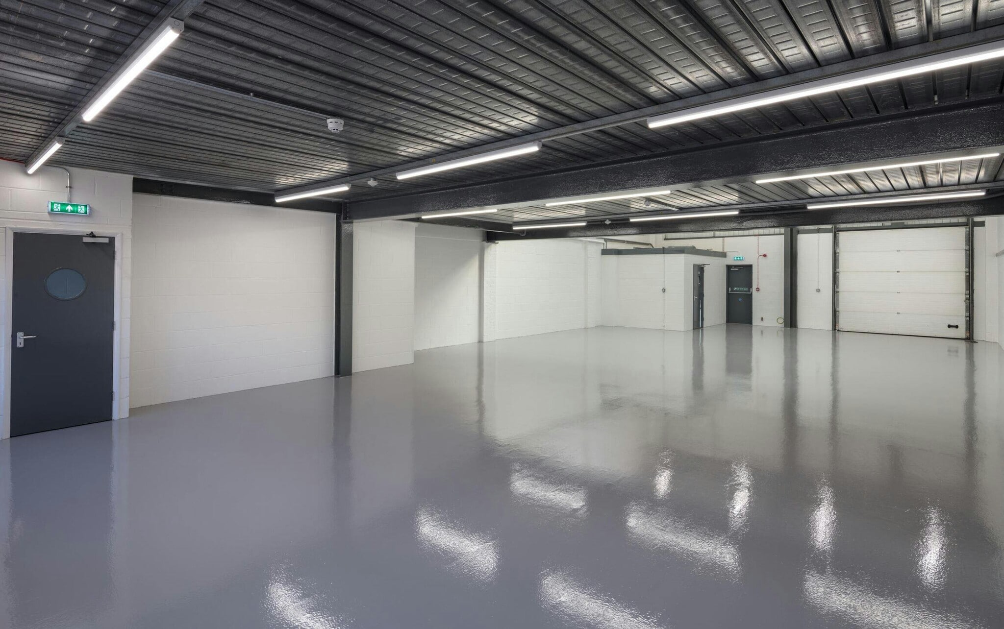 891-895 Plymouth Rd, Slough for lease Interior Photo- Image 1 of 5