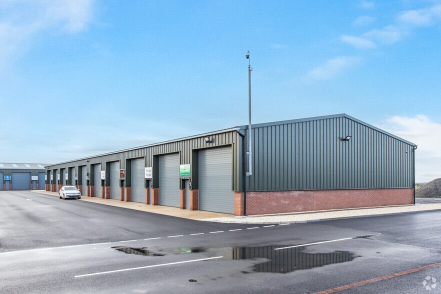 Dunlop Rd, Stewarton for sale - Building Photo - Image 1 of 1