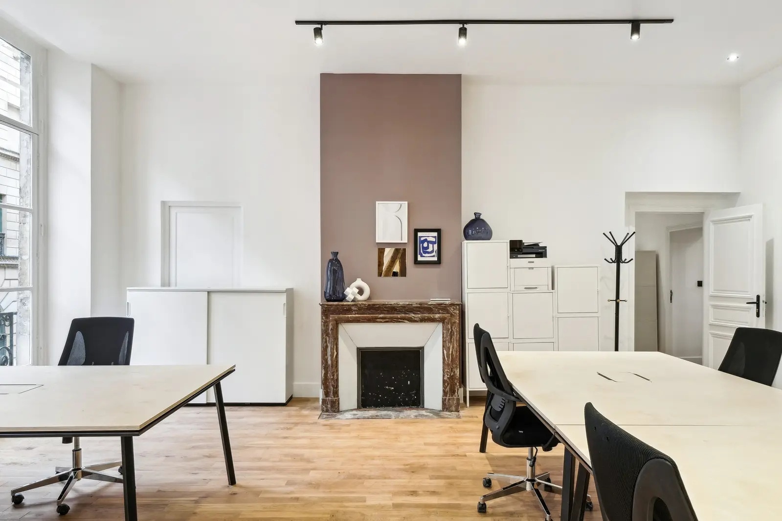 9 Rue D'Aboukir, Paris for lease Interior Photo- Image 1 of 15