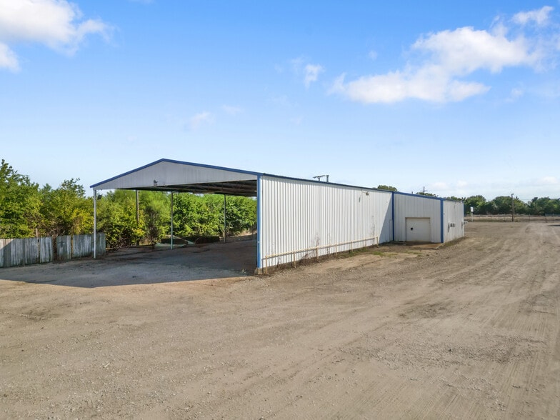2900 Clarks Ln, Bryan, TX for lease - Building Photo - Image 3 of 13