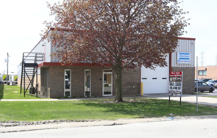 689 W Winthrop Ave, Addison, IL for sale - Primary Photo - Image 1 of 1