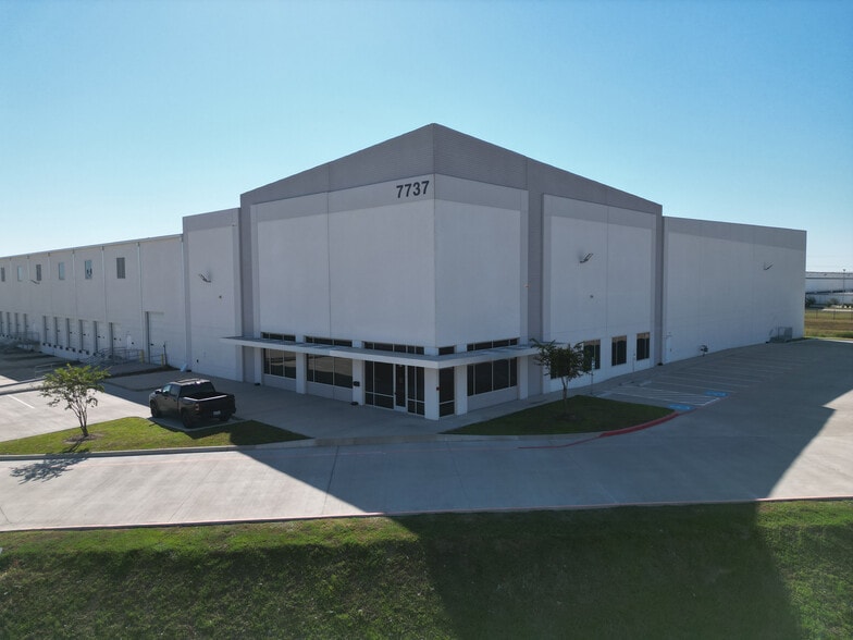 7737 Cherokee Rd, Katy, TX for lease - Building Photo - Image 1 of 8