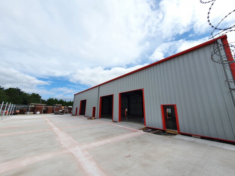 Dryden Rd, Loanhead for sale - Primary Photo - Image 1 of 1