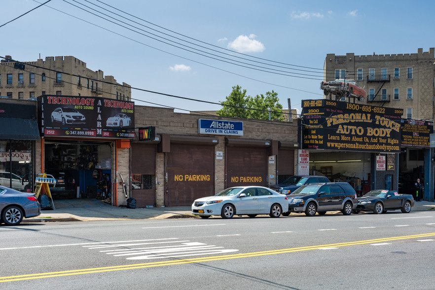 2510 Boston Rd, Bronx NY - Drive Through Restaurant