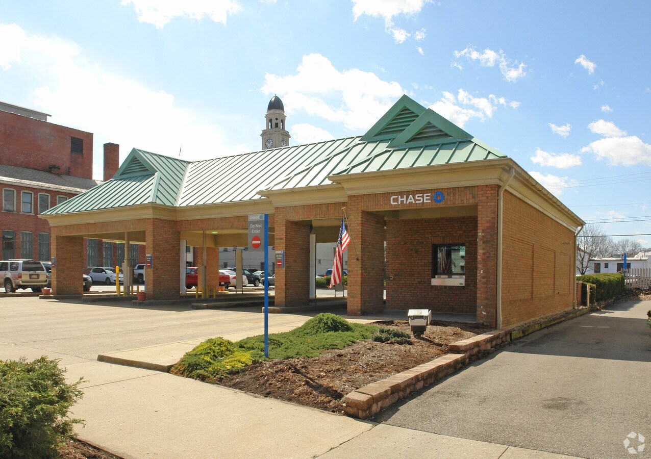 311 3rd St, Marietta, OH 45750