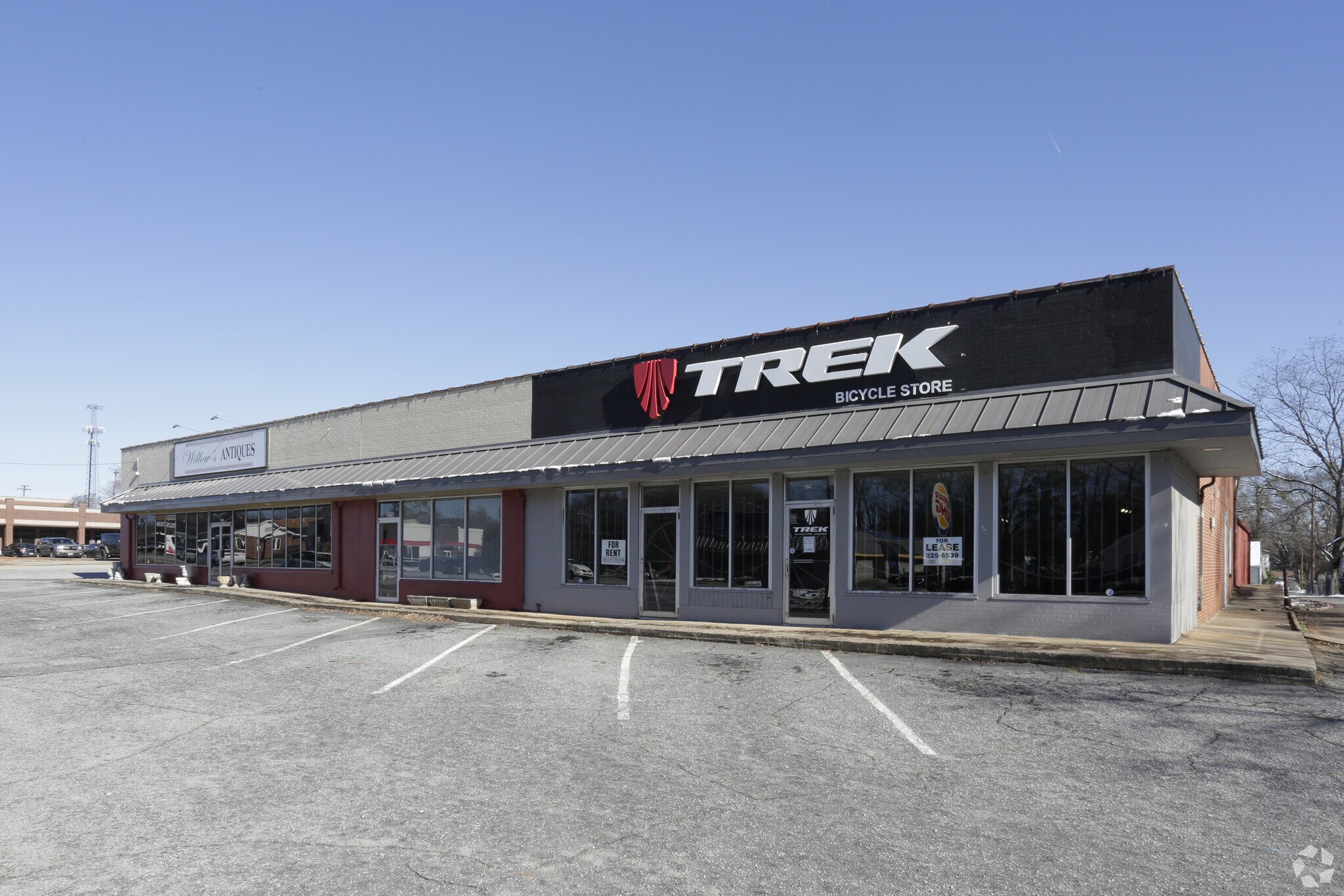 2714-2718 N Main St, Anderson, SC for sale Primary Photo- Image 1 of 1