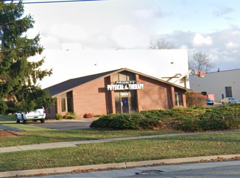 1853 E Maple Rd, Troy, MI for sale - Building Photo - Image 1 of 1