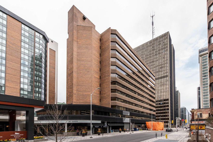 350 Sparks St, Ottawa, ON for lease - Primary Photo - Image 1 of 2