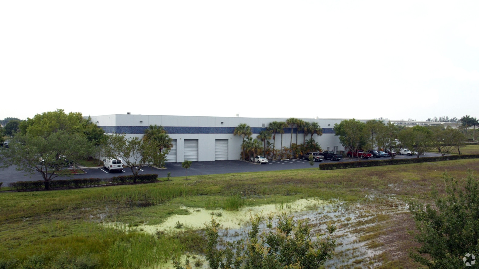 14200 NW 4th St, Sunrise, FL 33325