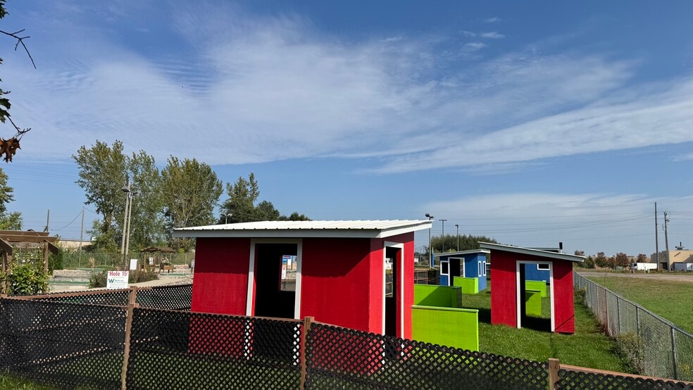 215 Opportunity Blvd N, Cambridge, MN for sale - Building Photo - Image 3 of 17