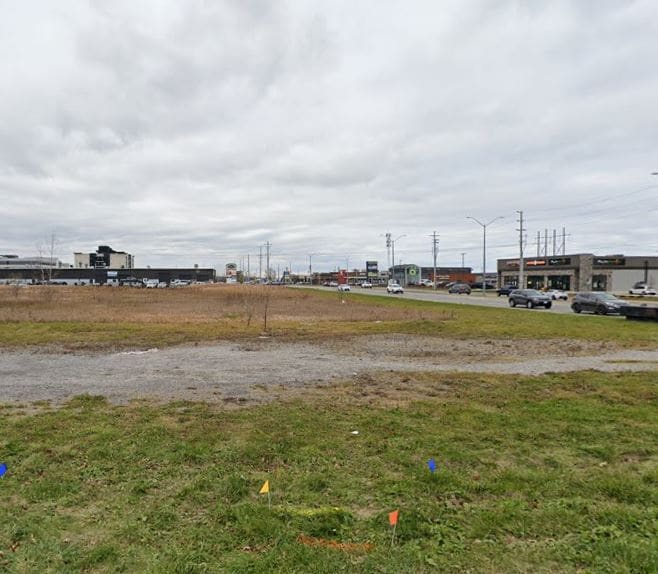 451 Vansickle Rd, St Catharines, ON for sale - Primary Photo - Image 1 of 1