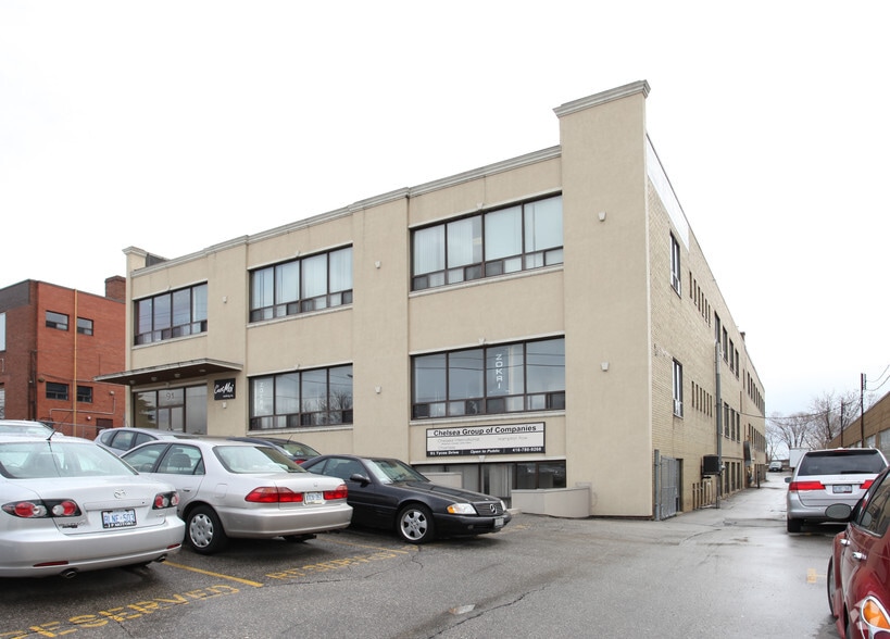 91 Tycos Dr, Toronto, ON for lease - Building Photo - Image 2 of 3