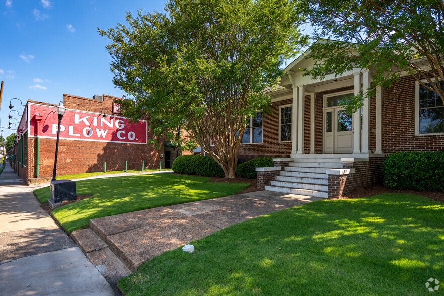 887 W Marietta St NW, Atlanta, GA for lease - Primary Photo - Image 1 of 72