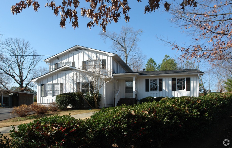 2251 Roswell Rd, Marietta, GA for sale - Building Photo - Image 2 of 42