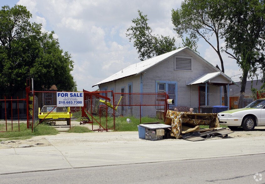 731 Bynum St, San Antonio, TX 78211