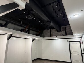 106 W Lime Ave, Monrovia, CA for lease Interior Photo- Image 1 of 6