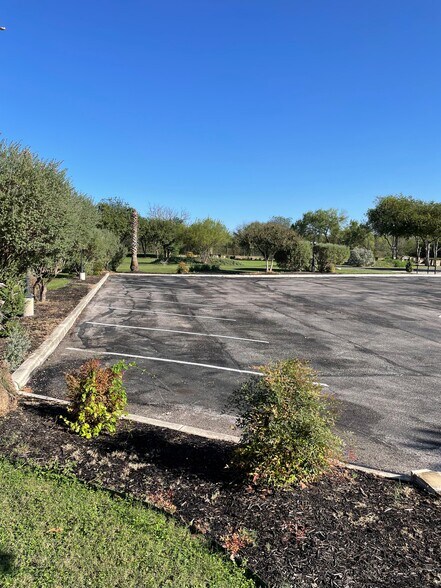 1319 March Rd, San Antonio, TX for lease - Building Photo - Image 3 of 27