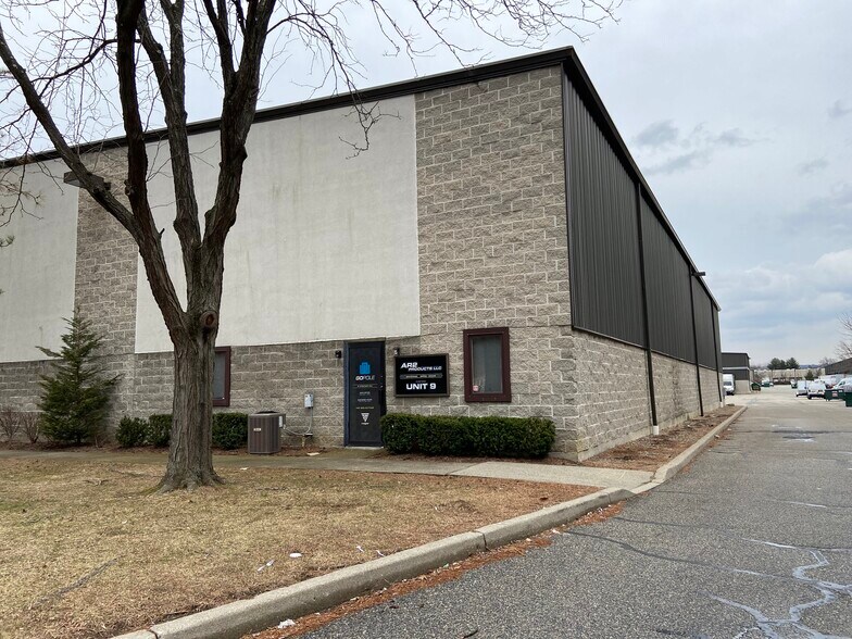 210 West Parkway, Pompton Plains, NJ 07444