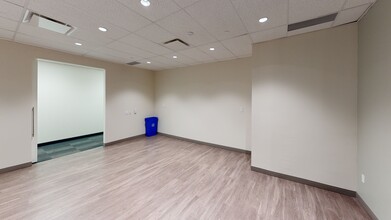 111 Peter St, Toronto, ON for lease Interior Photo- Image 2 of 14