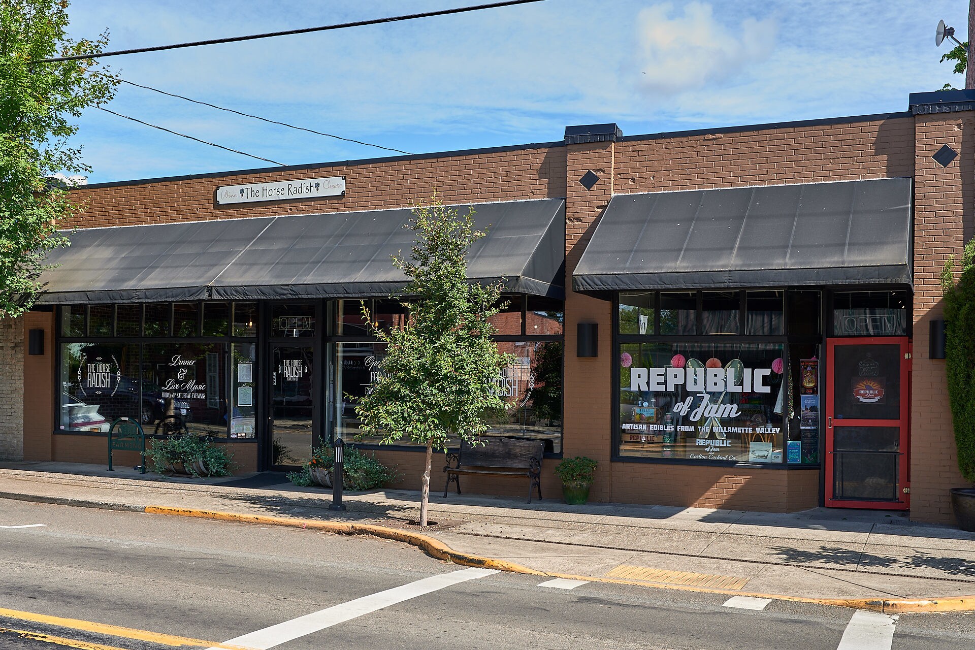 215 W Main St, Carlton, OR for sale Primary Photo- Image 1 of 1