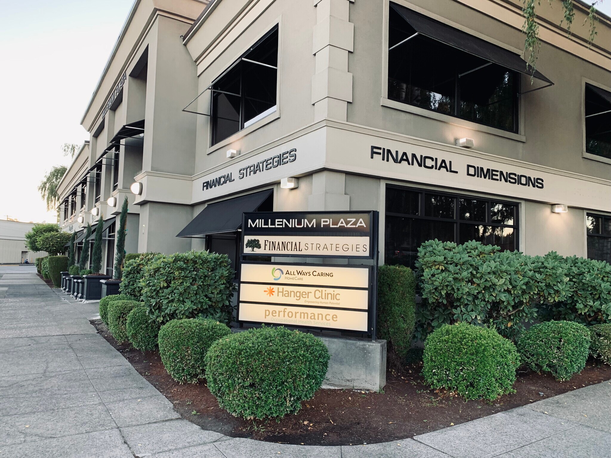 1516 Hudson St, Longview, WA for sale Primary Photo- Image 1 of 1