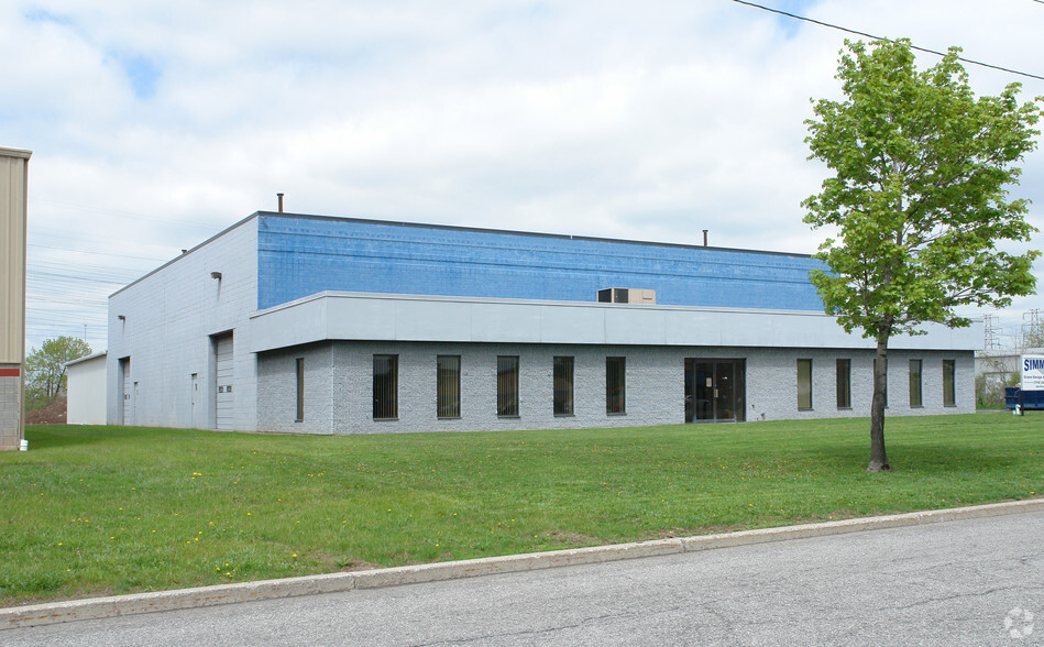 255 Fire Tower Dr, Tonawanda, NY for lease - Building Photo - Image 2 of 8